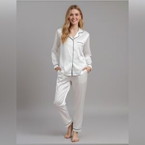 White Satin Pocket Front Pyjama Set